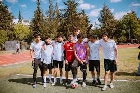 郑钦文网球女单奥运8强，创历史