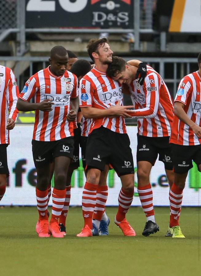 不少专家认 不少专家认